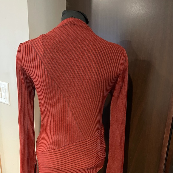 Asymmetrical Knit Top by Topshop NWT - Picture 3 of 4